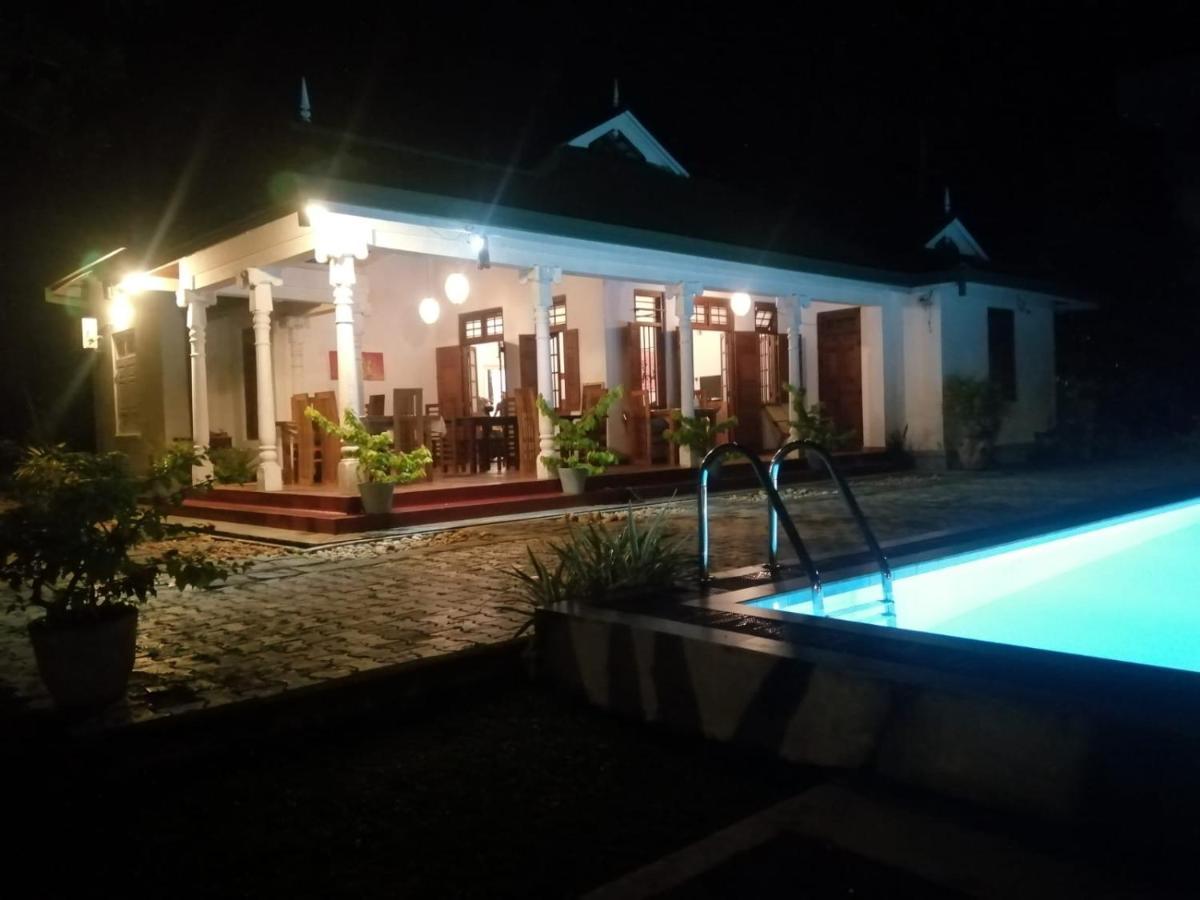 Tranquility Guest House 히카두와 외부 사진